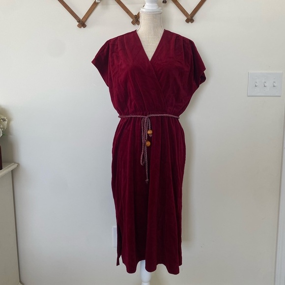 Vintage 70’s Velvet Dress - Picture 3 of 9